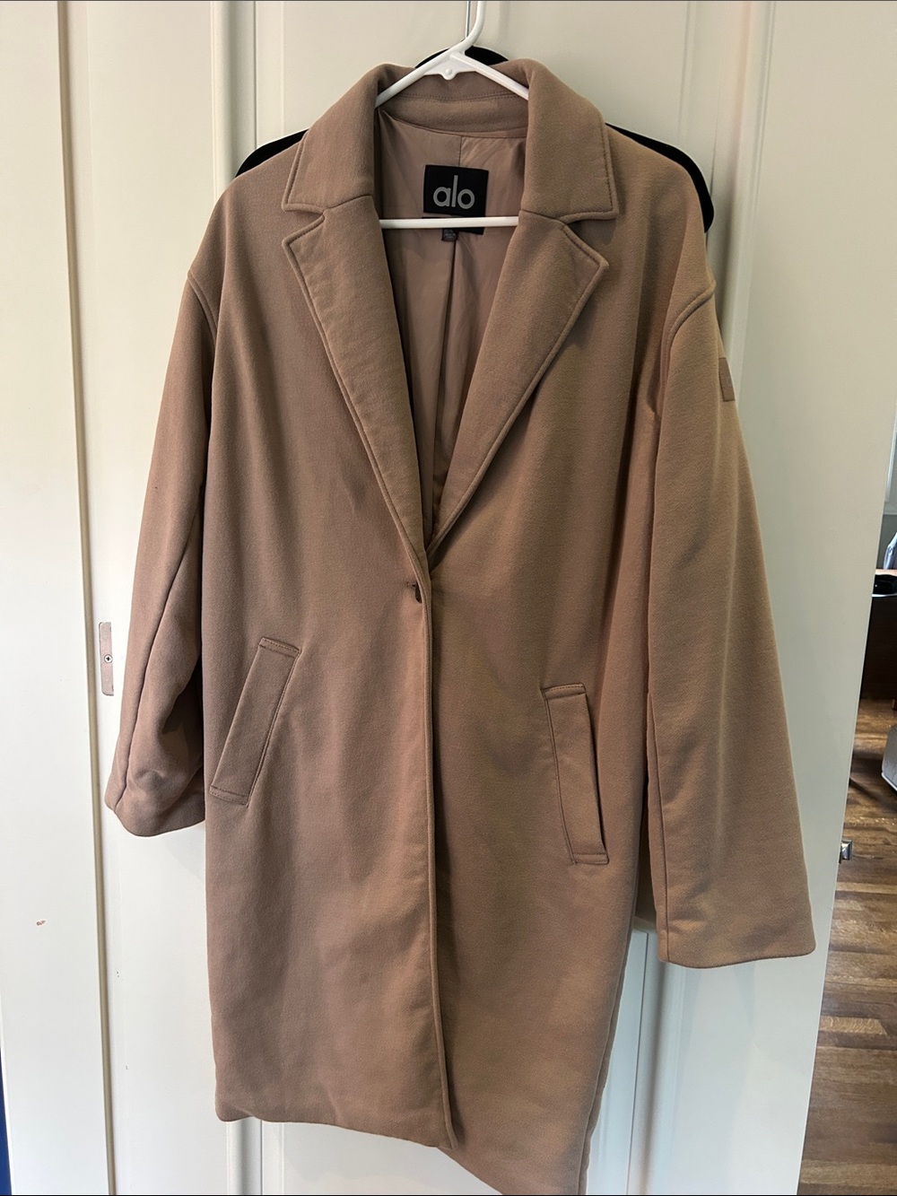 ALO Yoga VIP Blazer Trench Coat